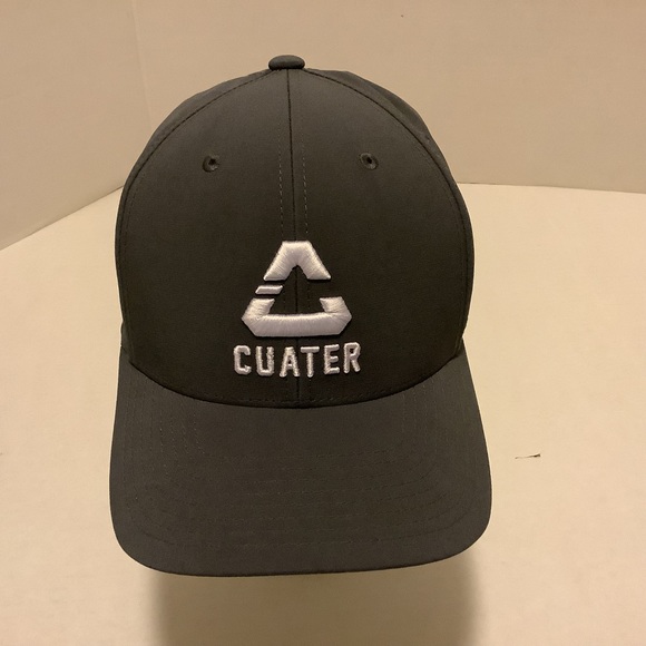 Cuater Travis Mathew Flex Fit Tech Golf Hat Gray With White Logo SnapBack Cap - Picture 3 of 16